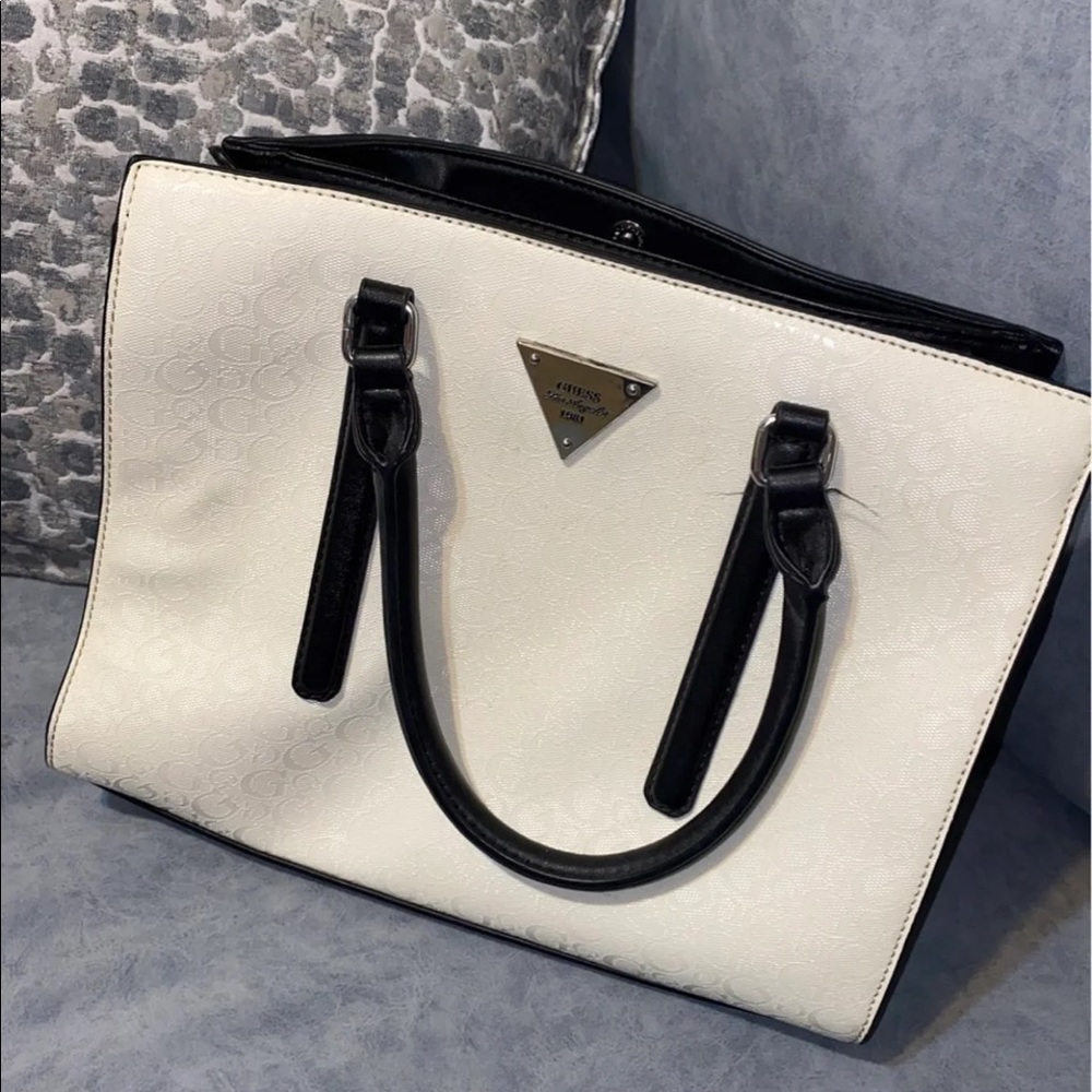 GUESS purse